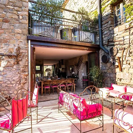 Bed & Breakfast Et Le Roc Sur L'orbieu