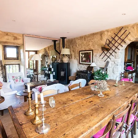 Le Roc Sur L'orbieu Bed & Breakfast