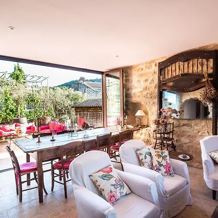 Le Roc Sur L'orbieu Bed & Breakfast Saint-Pierre-des-Champs