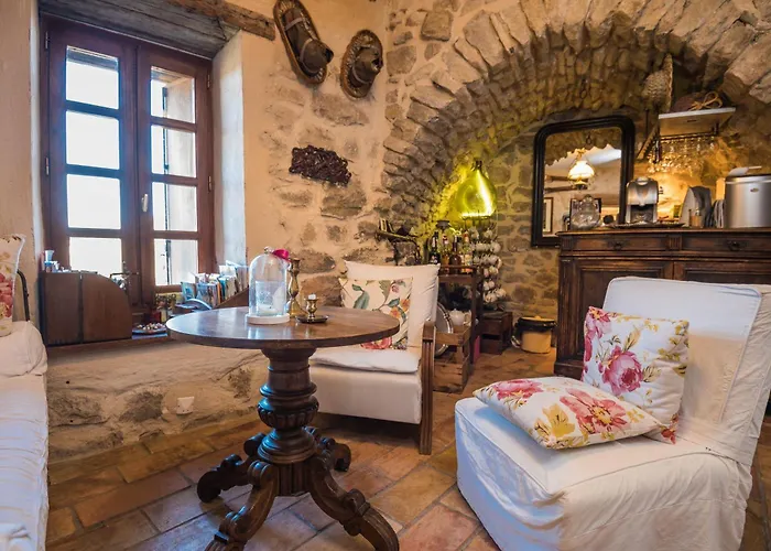 Bed and breakfast Le Roc Sur L'orbieu Saint-Pierre-des-Champs